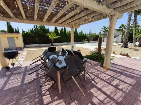 Casa independiente en calle Higuera