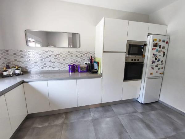 Casa independiente en calle Higuera