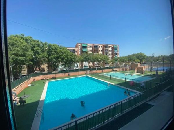 Piso en avenida 3 de Abril de 1979