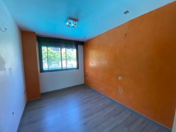 Piso en avenida 3 de Abril de 1979