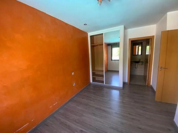 Piso en avenida 3 de Abril de 1979