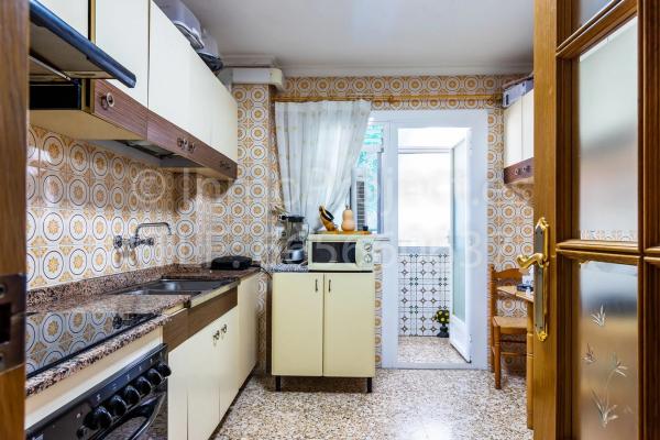 Piso en calle Montoyos