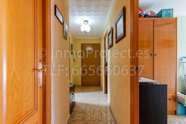 Piso en calle Montoyos