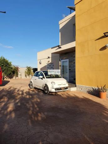 Casa independiente en avenida Serreta Ramos