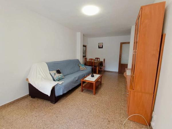 Piso en calle Reyes Católicos, 17