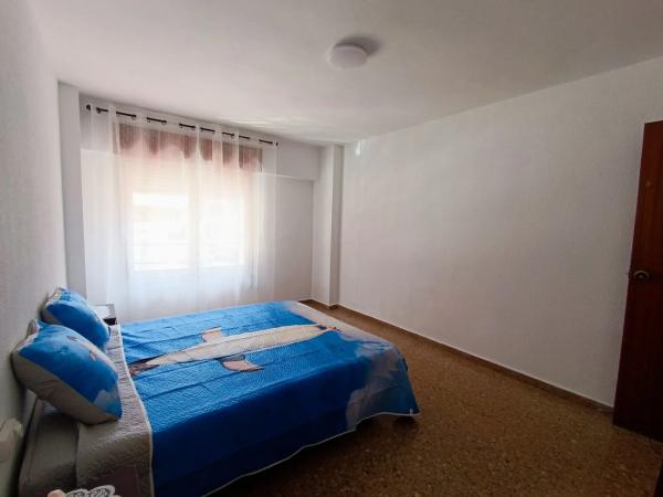 Piso en calle Reyes Católicos, 17