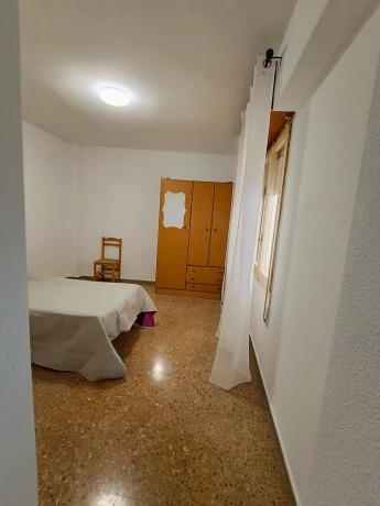 Piso en calle Reyes Católicos, 17