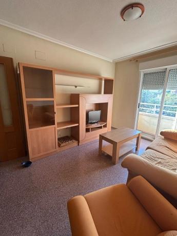 Piso en calle Álvarez Quintero, 34