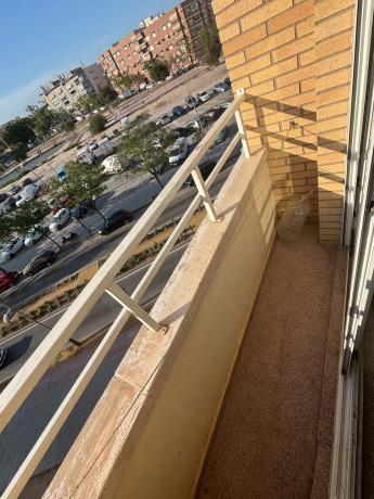 Piso en calle Álvarez Quintero, 34