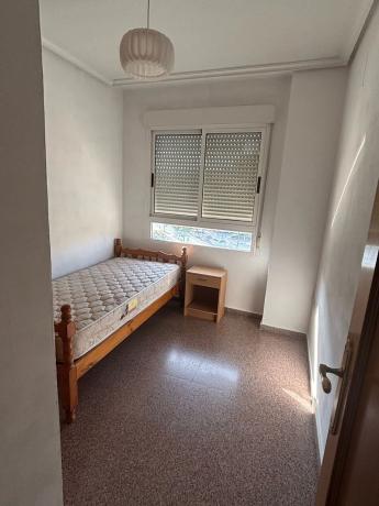 Piso en calle Álvarez Quintero, 34