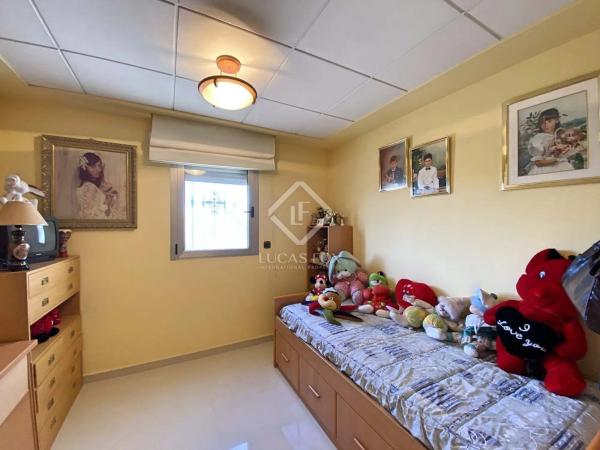 Casa independiente en calle Río Guadiana