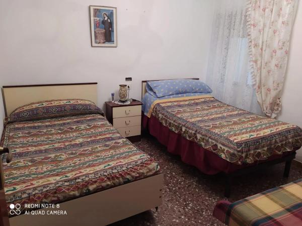 Chalet adosado en calle Maestro Martínez