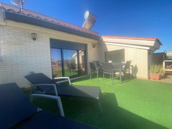 Chalet adosado en calle Germanies