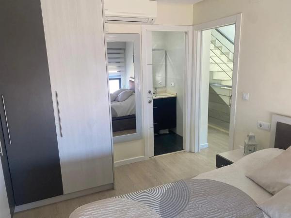 Chalet adosado en calle Germanies