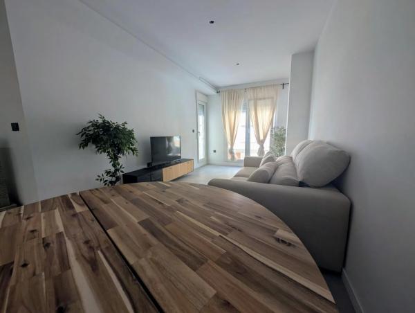 Piso en avenida Tibi