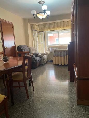 Piso en Barri Santa Rosa