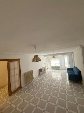 Piso en Barri Santa Rosa