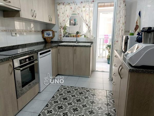 Piso en Barri Zona Nord