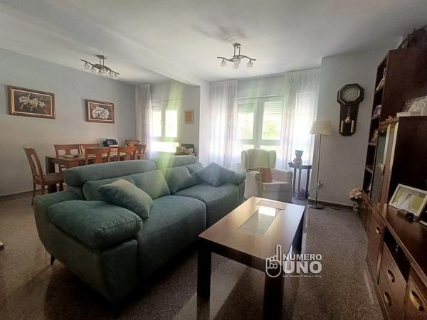 Piso en Barri Zona Nord