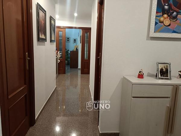 Piso en Barri Zona Nord