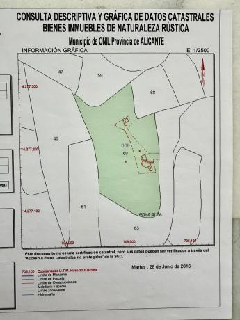 Casa independiente en Polígono 8,Parcela 60, 28