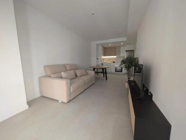 Piso en avenida Tibi