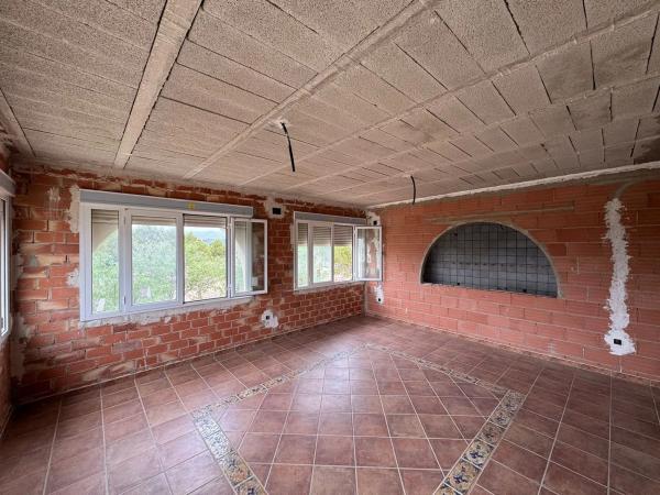 Casa independiente en avenida de Alcoy, 26