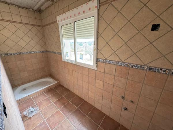 Casa independiente en avenida de Alcoy, 26