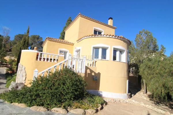 Casa independiente en calle Río Aragón, 58