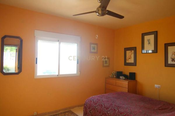 Casa independiente en calle Río Aragón, 58