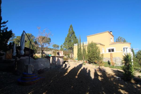 Casa independiente en calle Río Aragón, 58
