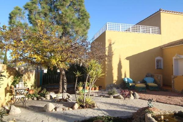 Casa independiente en calle Río Aragón, 58