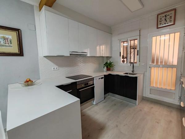 Chalet pareado en Cl Rio Narcea