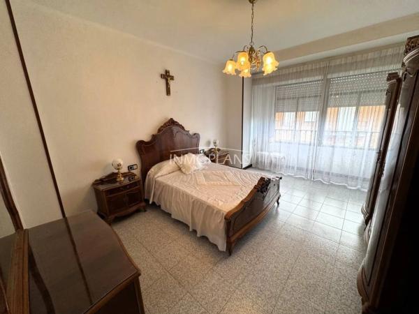 Piso en avenida del República Argentina