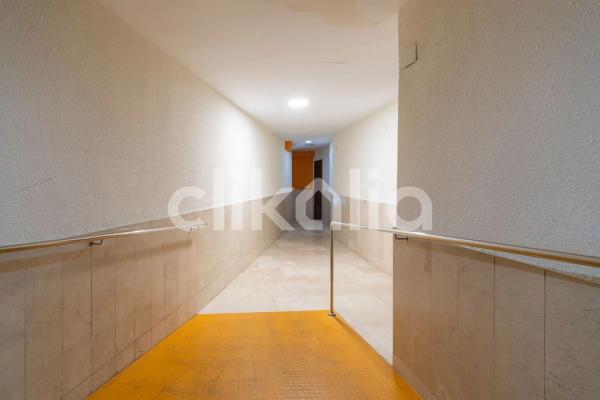 Piso en plaza Miguel Hernández