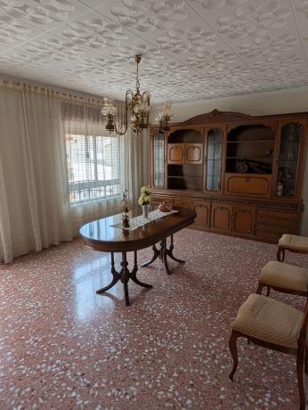 Casa independiente en Zona centro de salud, 1