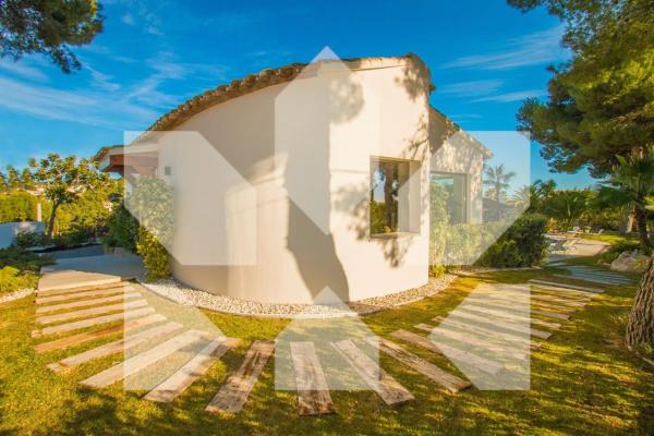 Casa independiente en calle el Mero