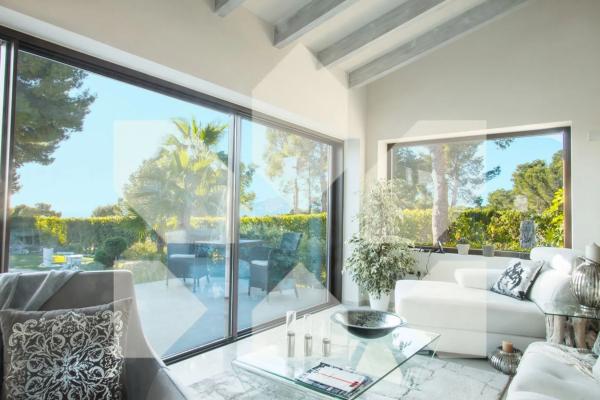 Casa independiente en calle el Mero