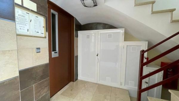 Piso en avenida del País Valencià