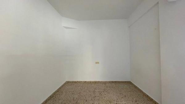 Piso en avenida del País Valencià