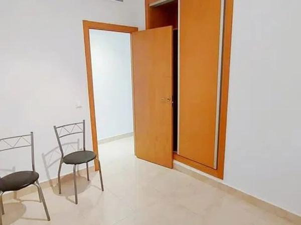 Piso en avenida Madrid, 3