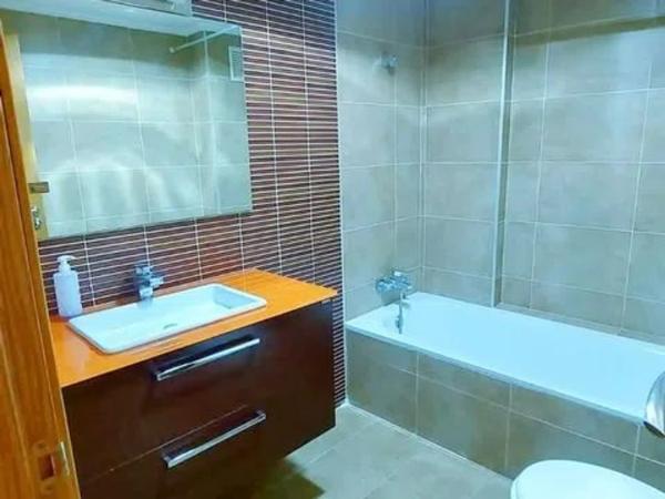 Piso en avenida Madrid, 3