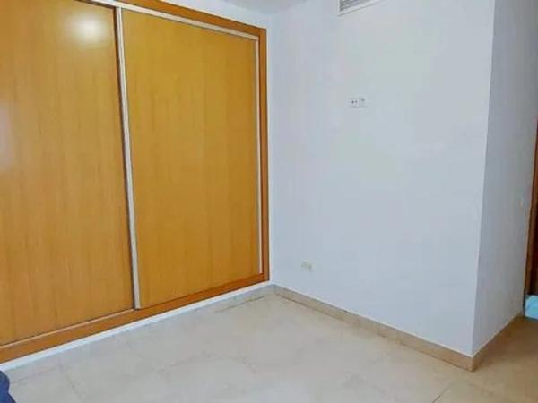 Piso en avenida Madrid, 3