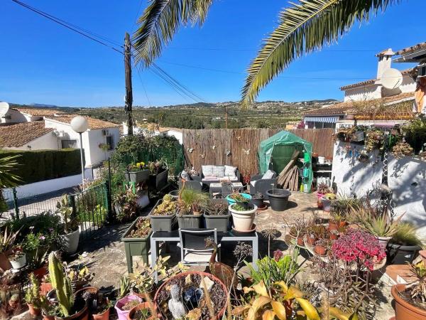 Casa independiente en calle Almería