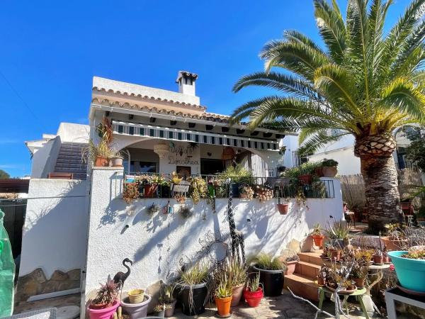 Casa independiente en calle Almería