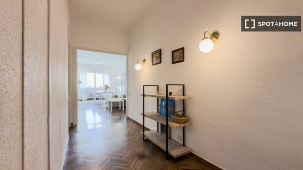 Apartamento de 3 dormitorios en alquiler en el Eixample, Barcelona