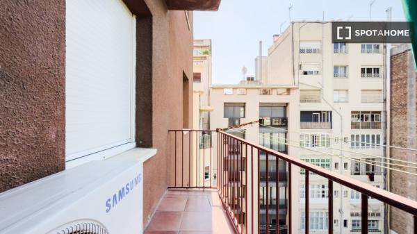 Apartamento de 3 dormitorios en alquiler en el Eixample, Barcelona