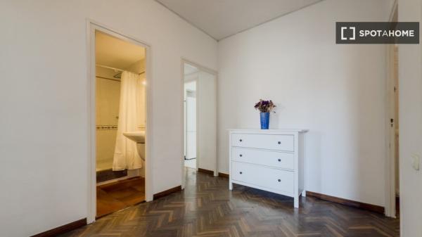Apartamento de 3 dormitorios en alquiler en el Eixample, Barcelona
