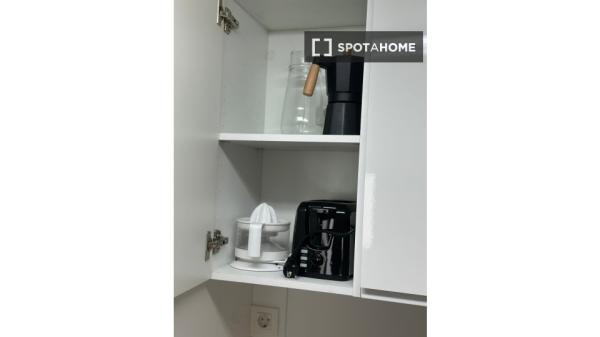 Piso de 2 habitaciones en alquiler en Algorta, Bilbao.