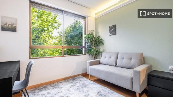 Piso en alquiler en Alicante, 6 habitaciones.